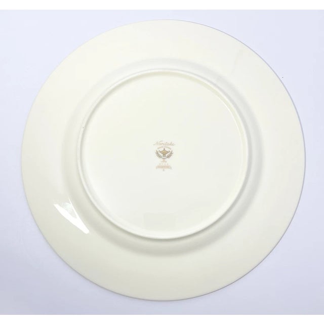 Noritake 1980s Noritake “Magnificence” 20-Piece Bone China Dinnerware Set, Service for 4 For Sale - Image 4 of 5