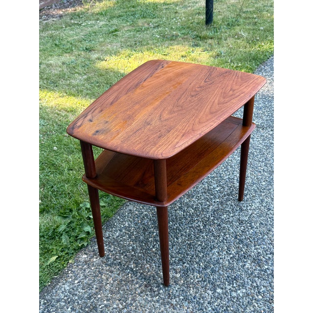 Copper Mid Century Modern Danish Solid Teak Side Table by Peter Hvidt For Sale - Image 8 of 10