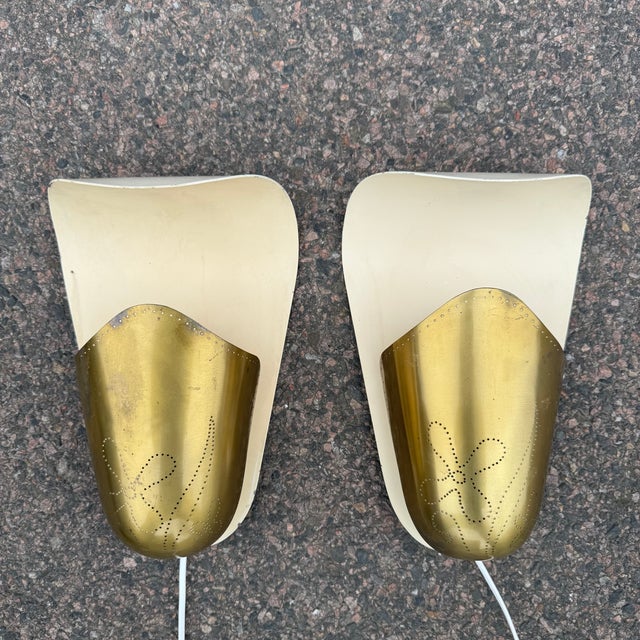 Metal Swedish Modern Brass Wall Sconces by Harald Notini for Böhlmarks, 1940-1950, Set of 2 For Sale - Image 7 of 8