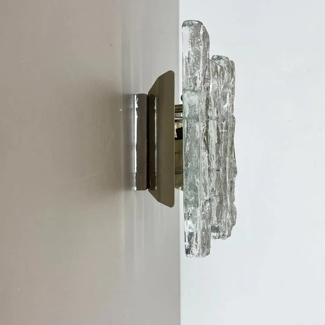 Kalmar Large Hollywood Regency Ice Glass Wall Light from J. T. Kalmar, 1960s For Sale - Image 4 of 18