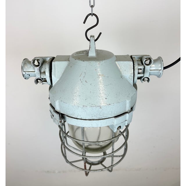 Industrial Grey Bunker Ceiling Light with Iron Cage from Elektrosvit, 1970s For Sale - Image 6 of 18