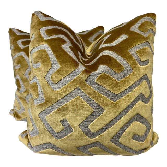 Jim Thompson "Mali Velvet" in Topaz 22" Pillows-a Pair For Sale