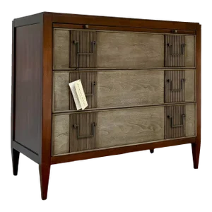 Hickory White Modern Mahogany Finished Wood Morro Bedside Chest