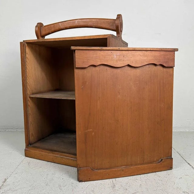 Japanese Taishō Lacquerware Storage Box, 1920s For Sale - Image 9 of 12