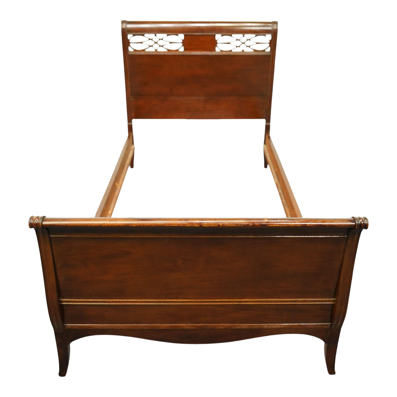 Huntley Furniture Mahogany Traditional Duncan Phyfe Style Twin Size Bed