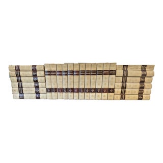1961 Cream Encyclopedia Britannica Complete Set, 1961 Printing – 24 Volumes With Gilt Edges For Sale