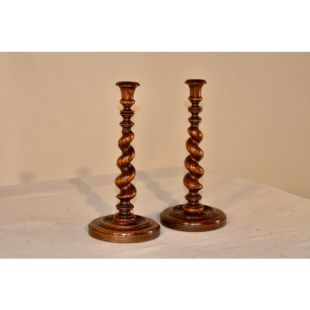 Victorian Pair of English Candlesticks With Graduated Twist For Sale - Image 3 of 6