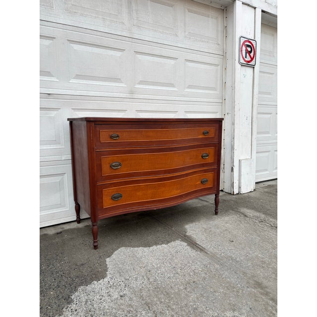 Antique Hepplewhite Style Serpentine Dresser | Federal Revival Chest of Drawers | Early 20th Century Vintage American Bedroom Furniture For Sale - Image 11 of 12