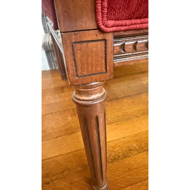 Ethan Allen Neoclassical Style Bergere Lounge Chair With Floral Upholstery For Sale - Image 11 of 17