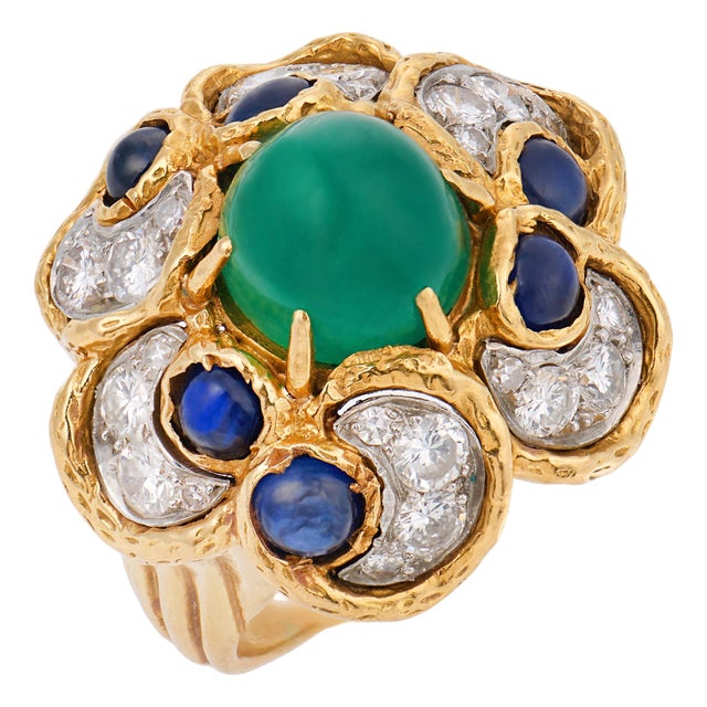 French Vintage Emerald Sapphire Diamond 18k Yellow Gold Cocktail Ring, Size 6.5 For Sale