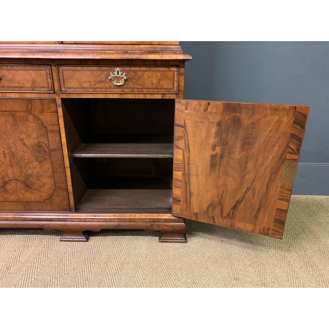 Burr Walnut Bookcase from Waring & Gillow, 1910 For Sale - Image 6 of 18