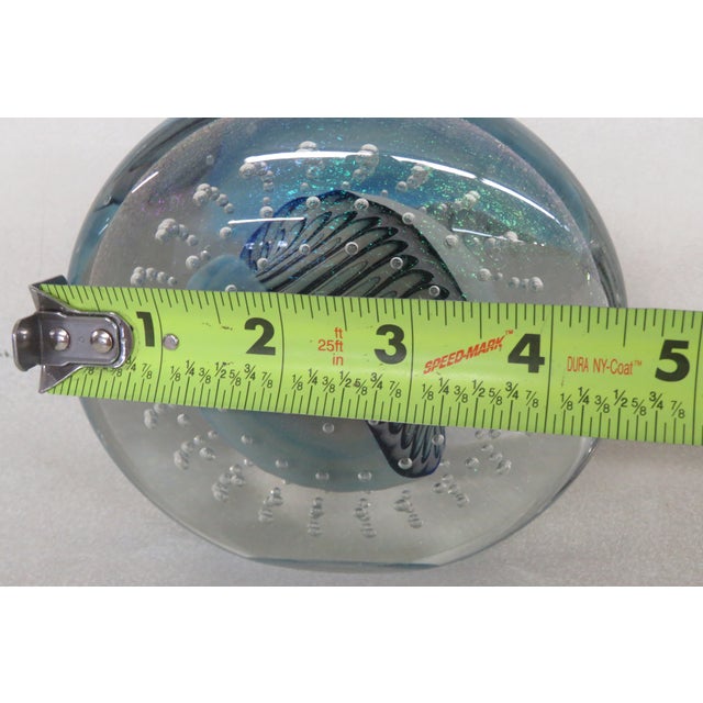 Eickholt 1987 Reptile Abstract Disc Art Glass Paper Weight Signed 4428b For Sale - Image 10 of 10