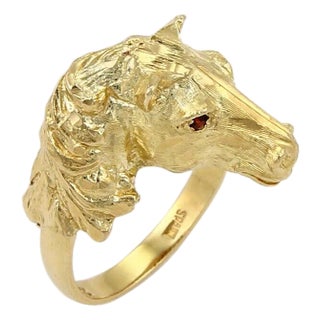 Mid 20th Century Horse Head Ring Ruby Eyes 18K Yellow Gold Size 5.5 For Sale