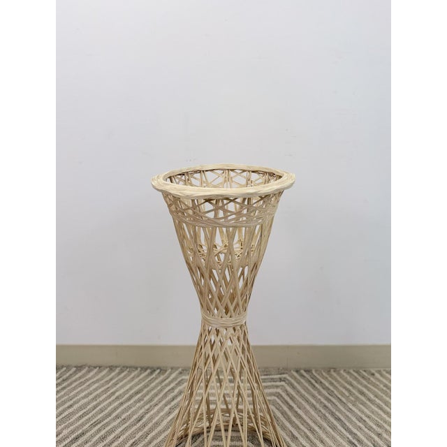 Mid-Century Modern Russell Woodard Spun Fiberglass Plant Stand Vintage MCM Rare 30" Tall For Sale - Image 3 of 9