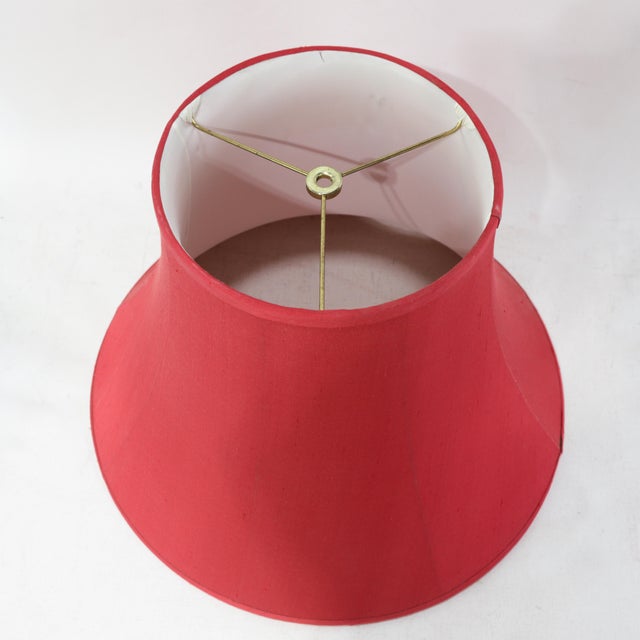 Late 20th Century Pair of Vintage Red Textured Raw Silk Scalloped Bell Lamp Shades For Sale - Image 5 of 13
