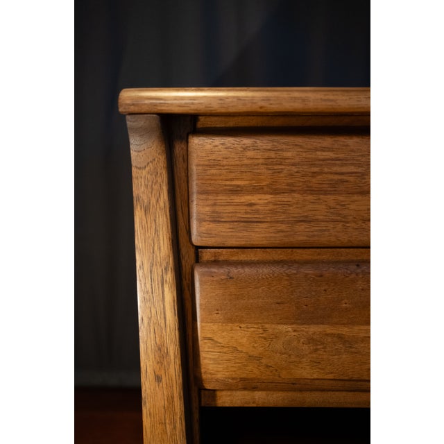 1960s Rare Vintage Attributed to Keller Furniture Co. Mid-Century Modern Nightstand / Side Table – Refinished For Sale - Image 5 of 9