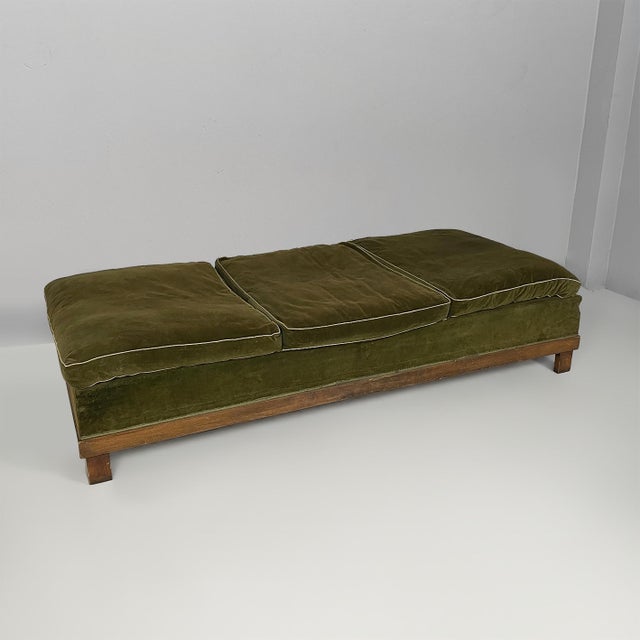 Art Deco Italian Daybed in Green Velvet, 1930s For Sale - Image 13 of 13