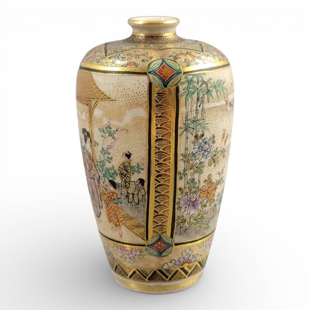 Miniature Meiji Satsuma Vase with Family Scene from Chosei, Kyoto, Japan, 1890 For Sale - Image 6 of 13