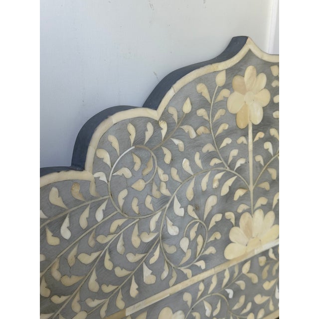 Blue-Gray Floral Bone Inlay Mirror With Scalloped Arch – Indian Handcrafted Wall Mirror For Sale In San Diego - Image 6 of 8