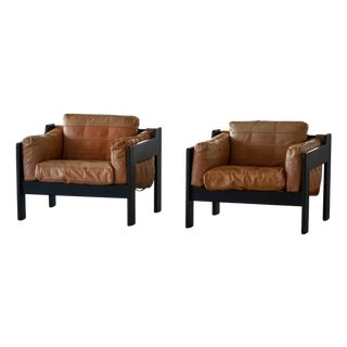 Easy Chairs in Wood and Leather by Rud Thygesen and Johnny Sørensen, 1970s, Set of 2 For Sale