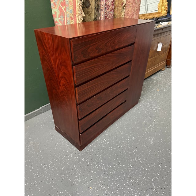 1960s Arne Wahl Iversen Rosewood Gentleman’s Chest For Sale - Image 11 of 12