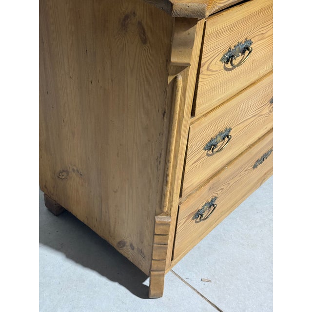 Antique Pine Three Drawers - Chest of Drawers From England For Sale - Image 6 of 18