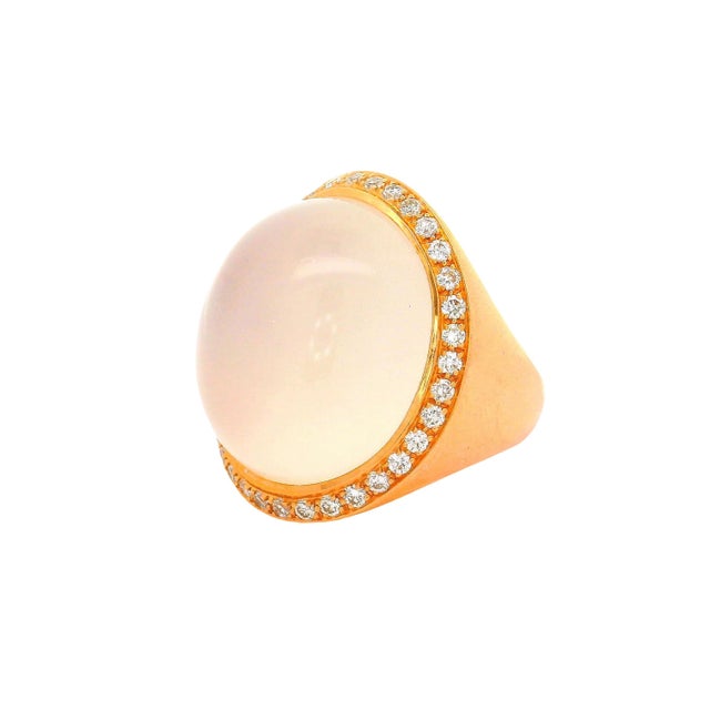 33.01 Carat Moonstone Diamond 18k Rose Gold Halo Ring, Size 7 For Sale In Los Angeles - Image 6 of 6