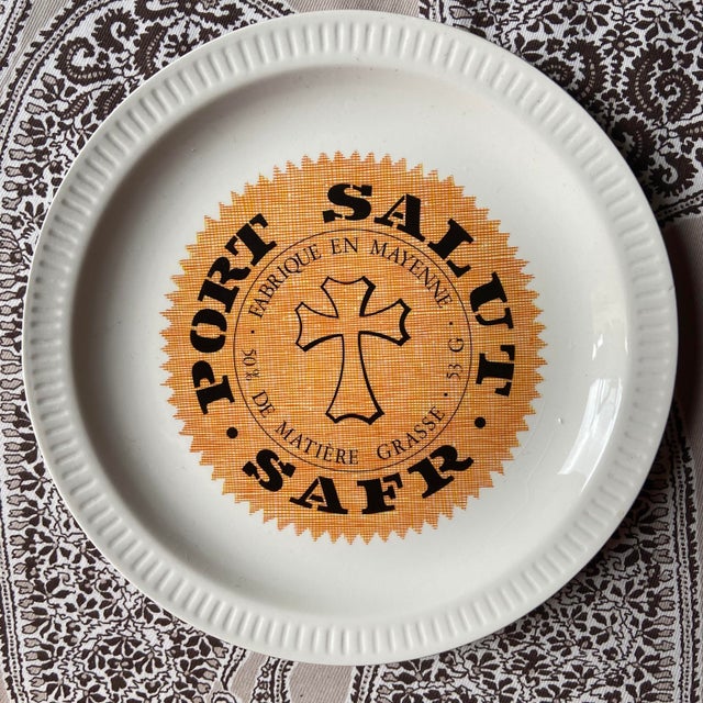 French Provincial Cheese Plate Service from Saint Amand, 1970s, Set of 9 For Sale - Image 3 of 10