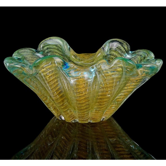 Mid-Century Modern Vintage Murano Barovier Toso Aqua Green Rim Gold Flecks Ribbed Surface Italian Art Glass Decorative Bowl For Sale - Image 3 of 9