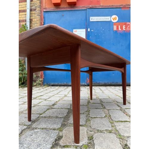 Model 503 Coffee Table in Teak by Tove & Edvard Kind-Larsen for France & Søn For Sale - Image 9 of 11
