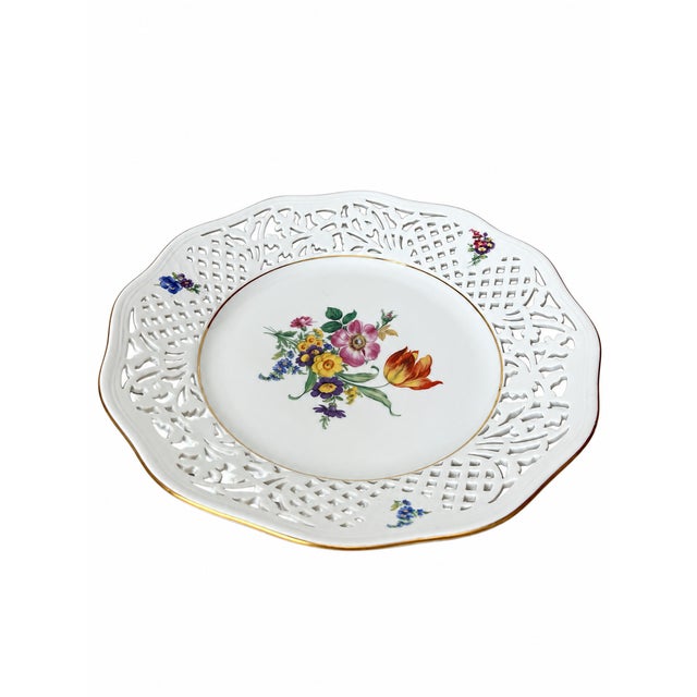 1990s Thun Czech Porcelain Pierced Floral Display Plate With Scalloped Gold-Trimmed Rim For Sale - Image 9 of 10