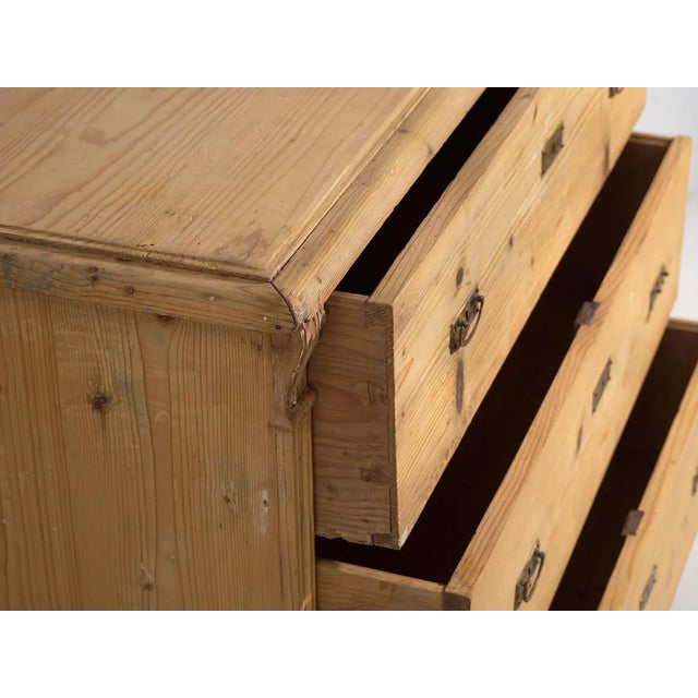 1920s Vintage French Provençal Style Chest of Drawers, 1920 For Sale - Image 5 of 11