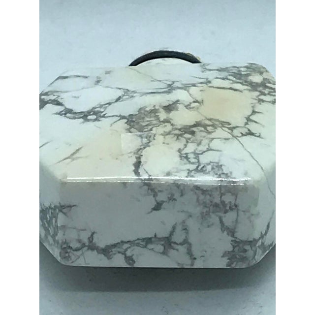 White Vintage Howlite Snuff Bottle For Sale - Image 8 of 11