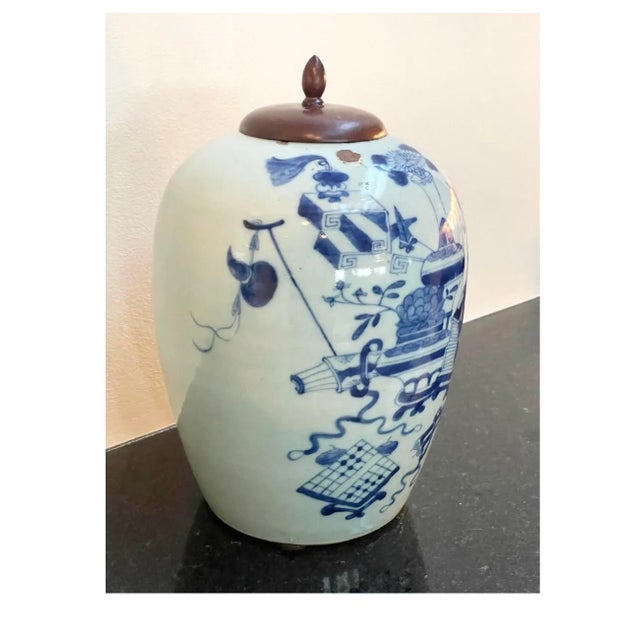 Antique Chinese Qing Dynasty Blue & White Scholar’s Objects Melon Jar With Hardwood Lid – 13” For Sale In Salt Lake City - Image 6 of 8