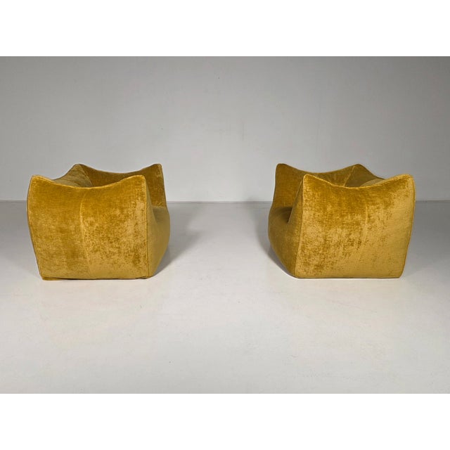 Le Bambole Lounge Chairs in Linen Velvet by Mario Bellini for C&B Italia, 1970s, Set of 2 For Sale - Image 9 of 11
