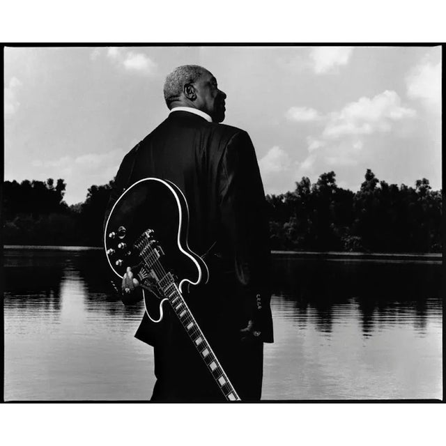 Bb king in vicksburg, mississippi, 2007 album shoot for one kind favor, bb king's grammy-award winning 42nd and final...