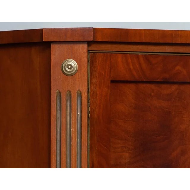Louis XVI French Mahogany Veneer Cabinet with Brass Inlays, 1790s For Sale - Image 10 of 17