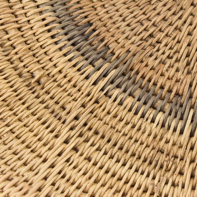 Early 20th Century Makenge Flat Wedding Basket 19.0 Inch Zambia For Sale - Image 4 of 6