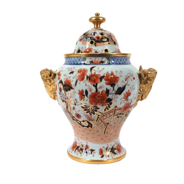 English English Imari Porcelain Potpourri Vase and Cover, Possibly Coalport, Circa 1820-35 For Sale - Image 3 of 11