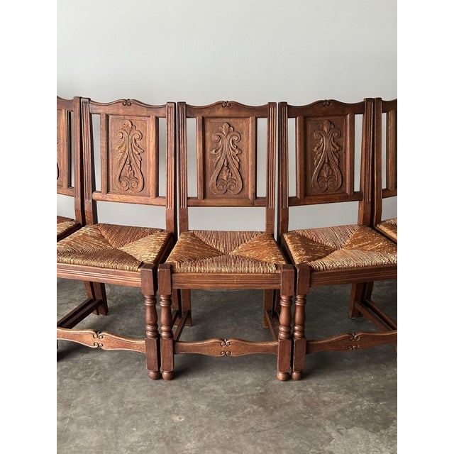 Early 20th Century Early 20th Century French Carved Oak Rush Seat Dining Chairs, Set of 8 For Sale - Image 5 of 18