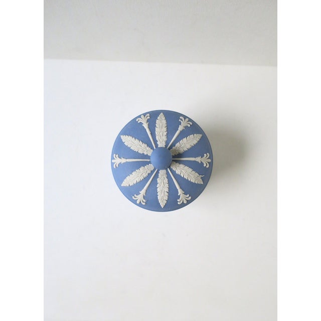 Ceramic Wedgwood Jasperware Box Neoclassical Style For Sale - Image 7 of 11