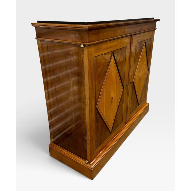 French French Restoration /Early Charles X Commode À Vantaux Et Tiroirs, Attributed to Bernard Molitor (1755–1833) For Sale - Image 3 of 16