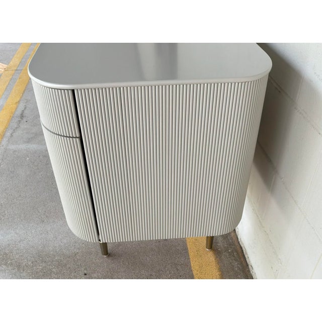 Modern Caracole Modern Pearl Gray Fluted Lady Love Desk/Vanity For Sale - Image 3 of 8