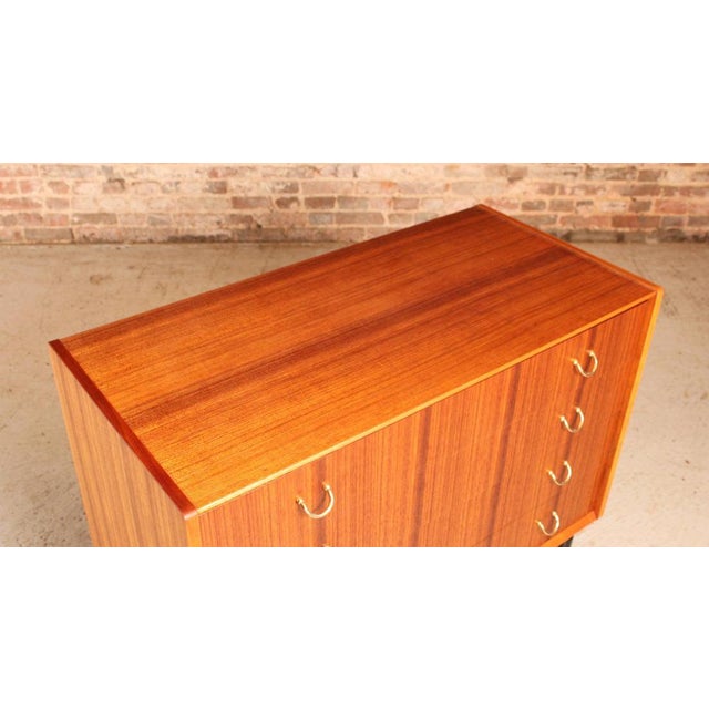 Mid-Century Modern Librenza Tola and Black Chest of Drawers with Brass Handles from G-Plan, 1960s For Sale - Image 11 of 13