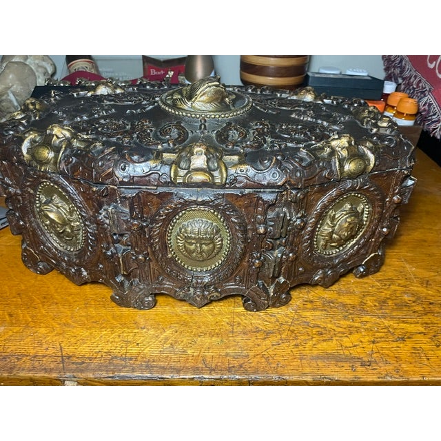 19th Century Extremely Ornate Humidor For Sale In Milwaukee - Image 6 of 14