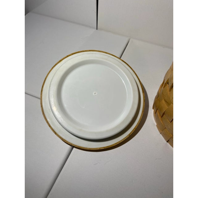 Shell Vintage Wood and Shell Mother of Pearl Frog Ice Bucket - Euc For Sale - Image 7 of 12