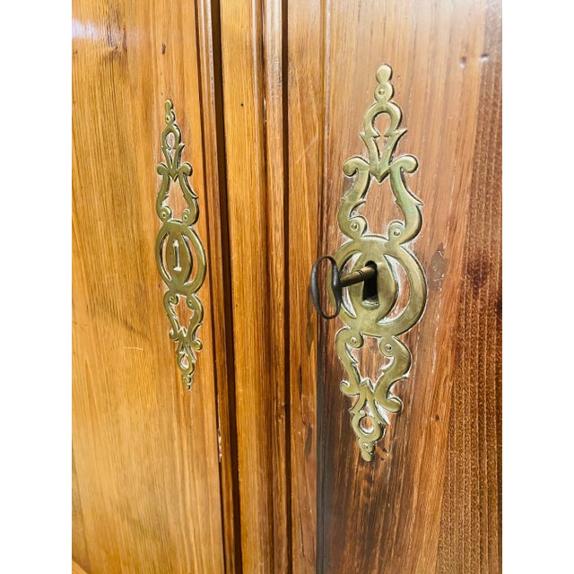 Late 18th Century 1780's Antique English Walnut Step Back Cupboard Linen Press For Sale - Image 5 of 13