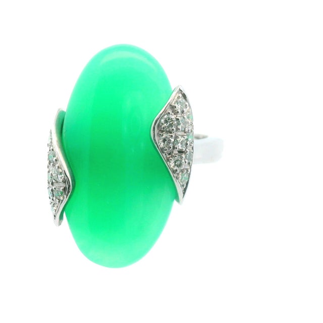 1950s 18k White Gold German Chrysoprase & Diamond Ring Size 7.75 For Sale - Image 4 of 10