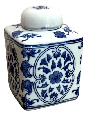 Blue/White Ceramic Chinese Ginger Jar