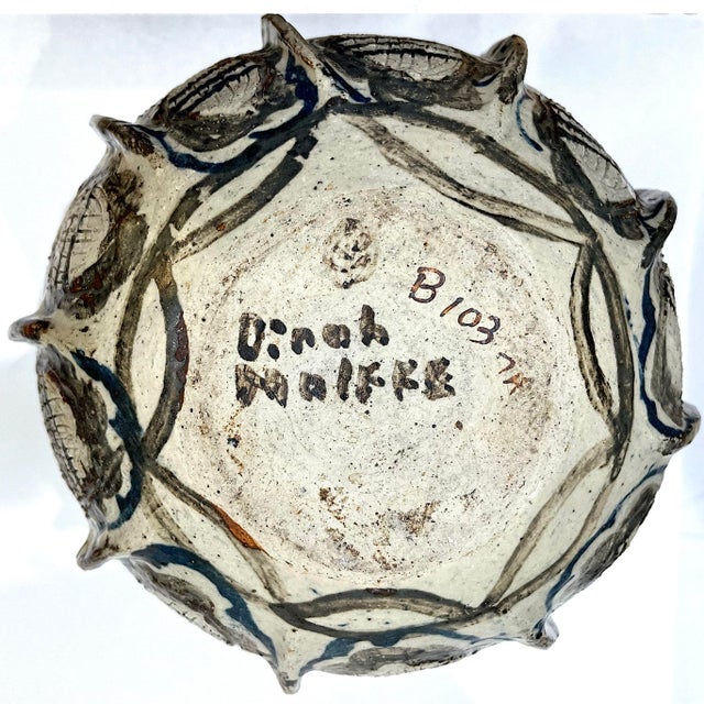 1970'a South African Rorke's Drift Stoneware Pottery Vessel by Dinah Molefe For Sale - Image 9 of 9